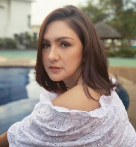 Deretan Artis Penyuka Brondong
