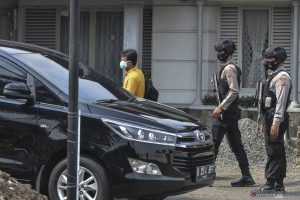 KPK Geledah Rumah Mewah di Ciamis