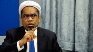 Ngabalin Diduga Terlibat dalam Suap Benih Lobster