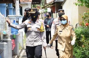 Kapolres & Walikota Banjar Tinjau Lokasi RW Zona Merah Kecamatan Purwaharja