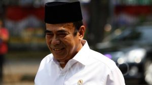 Pencopotan Fachrul Razi Diduga karena Perpanjang SKT FPI