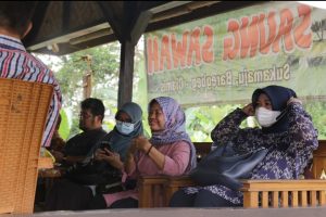 Yuningsih Apresiasi Kelompok Tani Apik Kunci Bandar