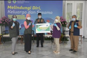 Setahun COVID-19, Donasi Masih Terus Mengalir