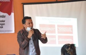 Empat Pilar Benteng Kawula Muda dari Pengaruh Negatif Teknologi