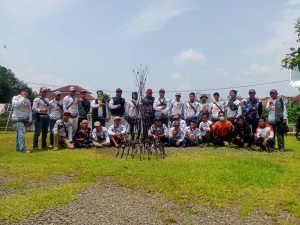 Keseruan Munggahan ala CMT, Strike!
