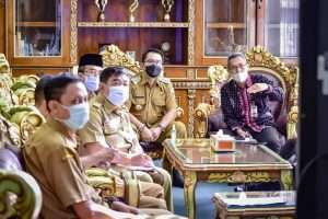 BUPATI TASIKMALAYA TERIMA AUDIENSI BANK INDONESIA