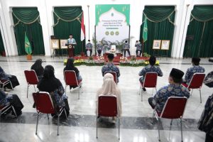 Lepas Kafilah STQH Jabar, Ridwan Kamil Targetkan Juara Umum