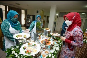 Lomba Budikdamber: Kota Tasik Juara Favorit