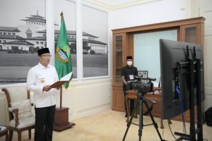 Ridwan Kamil Minta Sekda Kabupaten/Kota Percepat Vaksinasi