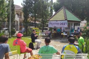 Bahas Nasib UMKM, Dosen IPB Jumpai Warga Kelurahan Kedung Badak