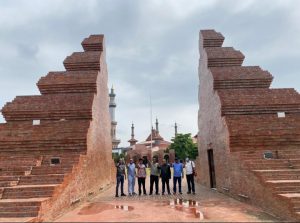 Alun-alun Kejaksaan Kota Cirebon Bisa Memacu Indeks Kebahagiaan Masyarakat