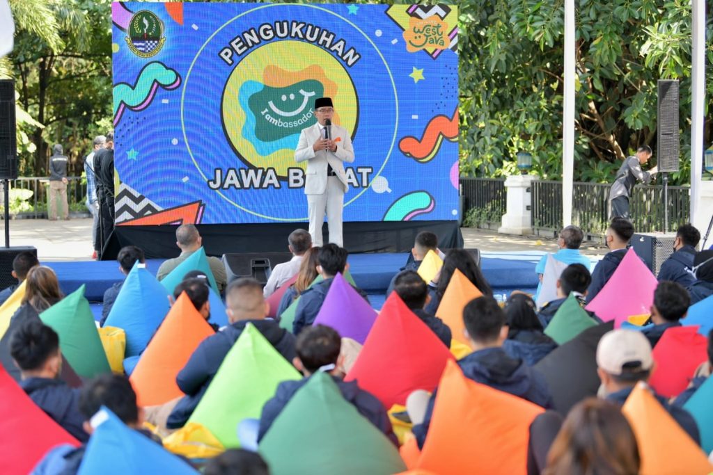 Ridwan Kamil Kukuhkan Ratusan Duta Pariwisata