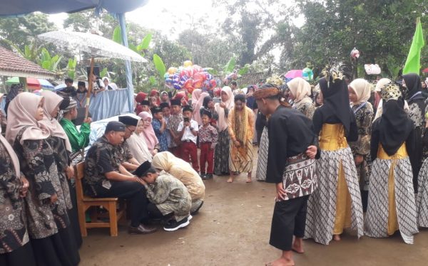 Suasana Pelepasan Siswa SDN Setiabakti & SMPN SATAP Salawu