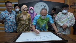 Sekda Jabar Resmikan Cafe PRSBK Binaan UPTD PRSBK Dinsos