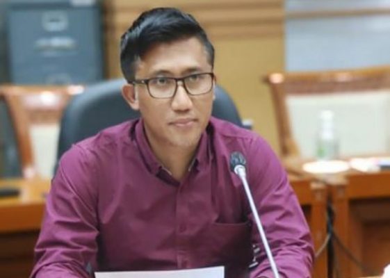 Pansus IV Bahas Raperda Lansia dengan Komisi VIII DPR RI