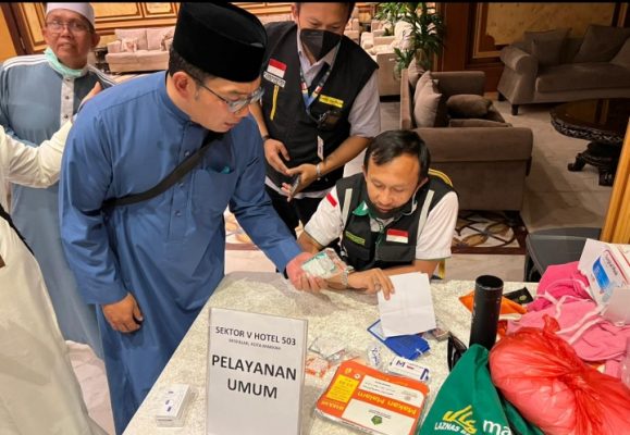 Ridwan Kamil Kunjungi dan Sapa Jemaah Haji Jabar