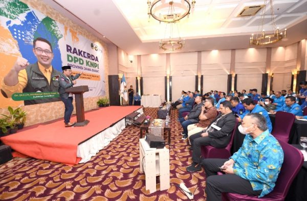 Gubernur ke KNPI: Harus Mandiri & Kompak