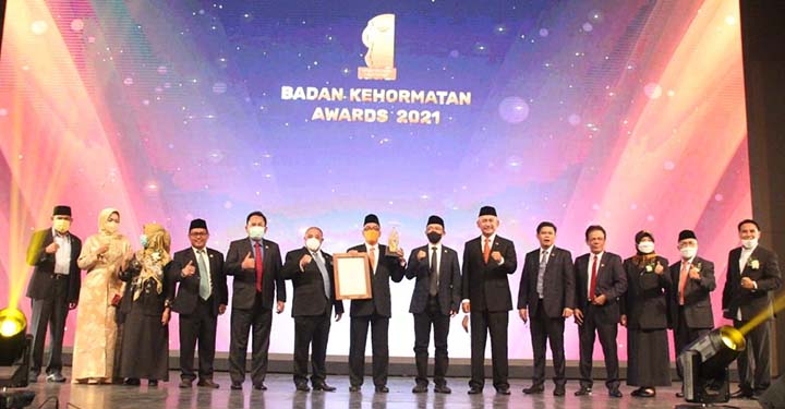 Herry Dermawan Apresiasi Anggota Dewan Berprestasi
