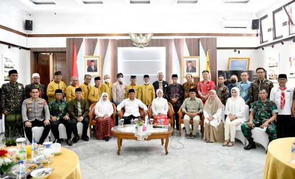 Bertemu Tokoh Masyarakat Sukabumi, Wagub Jabar Gelorakan Semangat Persatuan