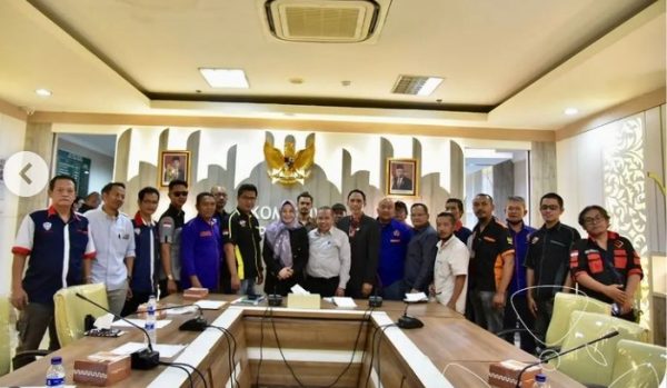Forum Komunikasi Driver Online Mengadu ke Dewan
