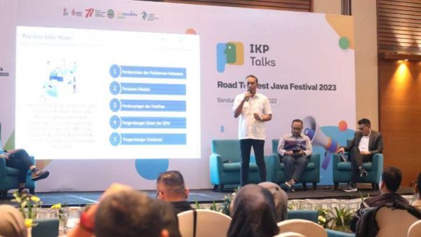 Viral 2022: Perkuat Kolaborasi Penggiat Literasi Digital