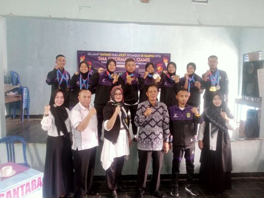 Atlet Petanque SMA Informatika Ciamis Ukir Prestasi di Porprov Jabar 2022