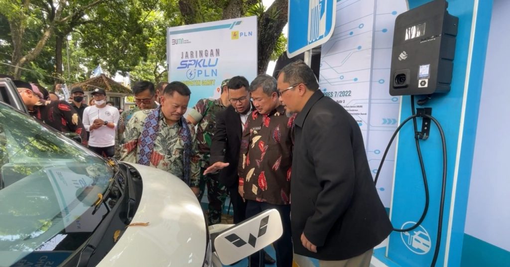 Pemkab Garut Dukung Migrasi Kendaraan Konvensional ke Listrik