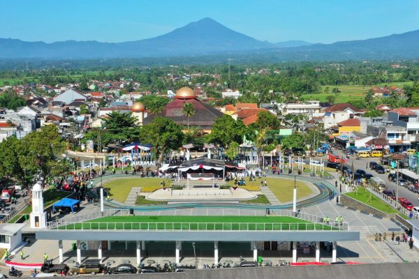 Wajah Baru Alun-alun Singaparna