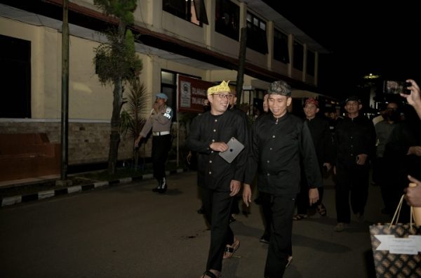 Ridwan Kamil Ajak Kapolda Jabar Gaspol