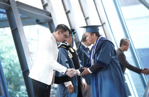 Pesan Ridwan Kamil untuk Wisudawan ITB