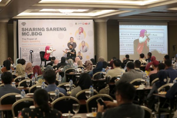 Atalia Bagikan Tips Jadi Pembawa Acara yang Baik