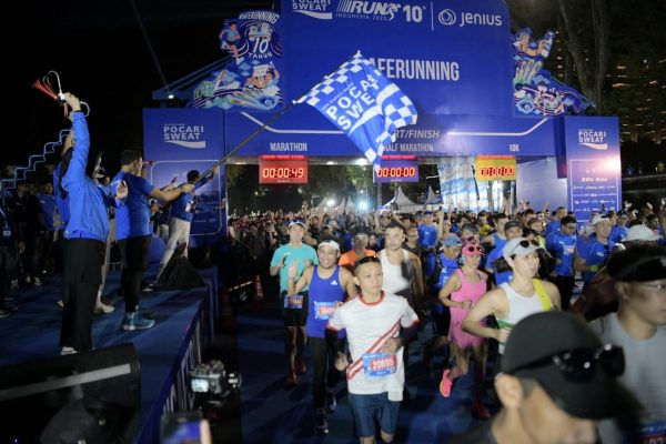 11 Ribu Pelari Start di Gedung Sate