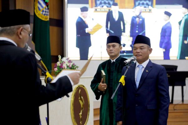 Resmi Dilantik Jadi Anggota DPRD, Dede Chandra Sasmita Siap Bekerja Optimal