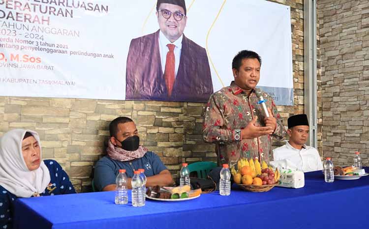 Ali Rasyid Sosialisasi Perda Perlindungan Anak Bagi Warga Bungursari