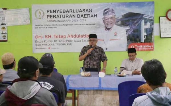 Tetep Lakasanakan Penyebarluasan Perda No.23 Tahun 2012 di Tasikmalaya