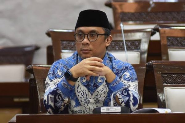 Ahmad Najib Qodratullah, Mencorakkan Jejak dalam Lensa Politik Indonesia