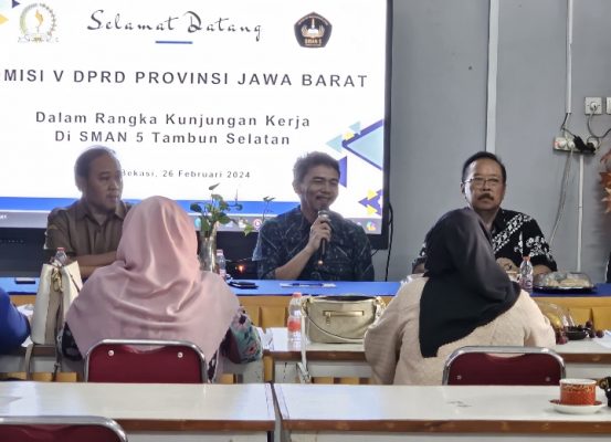 Komisi V Dorong Solusi Masalah Zonasi dan Guru Pengganti Di SMAN 5 Tambun Selatan