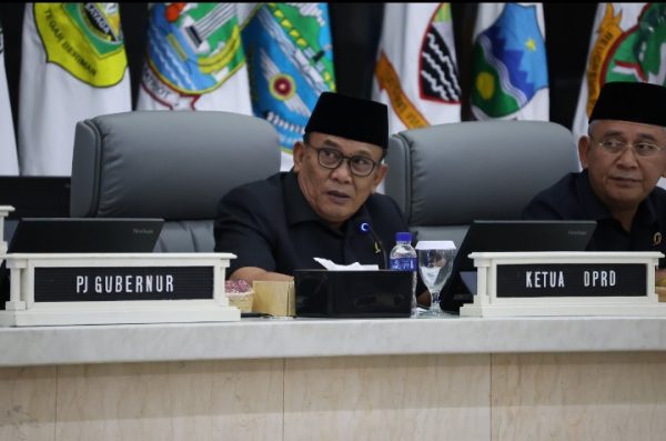 Paripurna DPRD Jabar: Pandangan Fraksi dan Penjelasan Ranperda Prakarsa