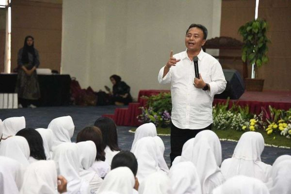 Herman Suryatman: Forum OSIS Jawa Barat Calon Pemimpin Masa Depan yang Tangguh