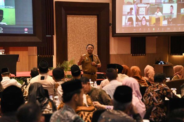 Sekda Herman: Guru Madrasah Aktor Penting Pencetak Pemimpin Berkarakter