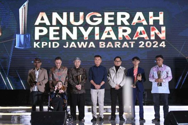 Bey Tegaskan Media Harus Sajikan Informasi yang Berkualitas Kepada Masyarakat