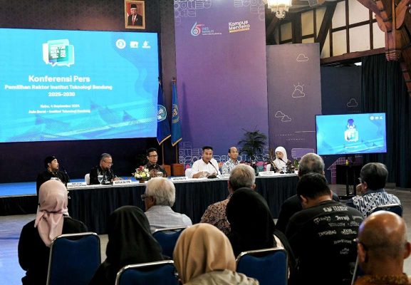 Bey Tekankan Pemilihan Rektor ITB Harus Kredibel dan Transparan