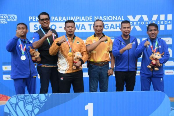 Pemdaprov Jabar Berikan Bonus Atlet Peparnas Peraih Medali