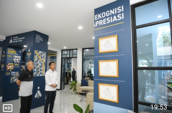Bey Machmudin Resmikan Grha Merit System