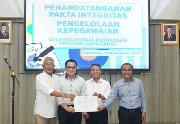 ASN Disdik Jabar Tandatangani Pakta Integritas untuk Tata Kelola Pemerintahan yang Lebih Baik