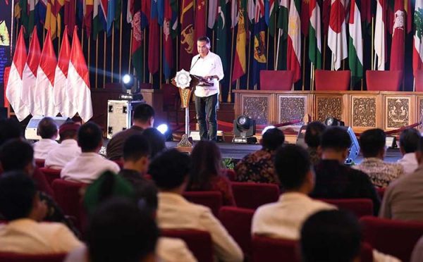 Buka Rakornas KMHDI, Bey Tekankan Identitas Bangsa Melalui Kearifan Lokal
