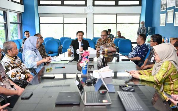 Sekda Herman Bicara Pentingnya Regenrasi Kepemimpinan di RSUD Al Ihsan