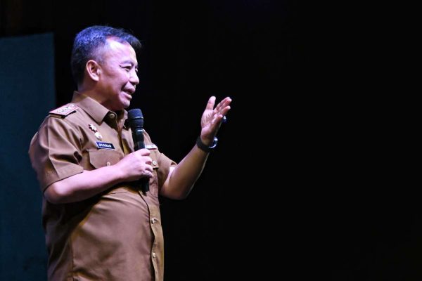 Sekda Herman Buka Jambore Guru dan Tenaga Kependidikan Hebat