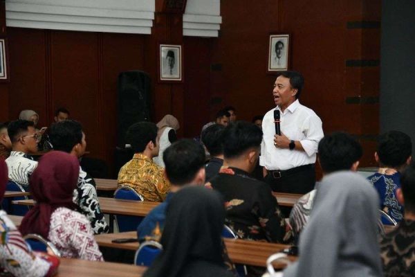 Sekda Herman Tuntut Lulusan IPDN Berikan Keteladanan dan Integritas